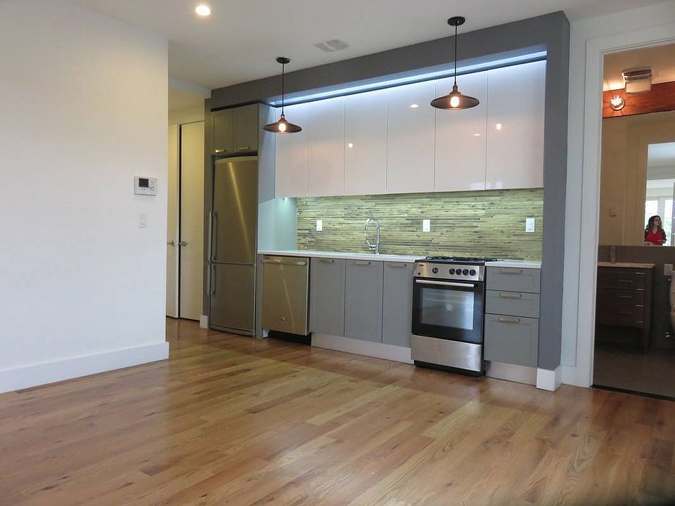 1st image of 869 Park Ave APT 3E