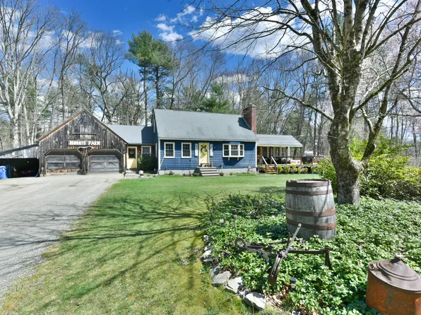 17 Arrowhead Drive, Thompson, CT 06277