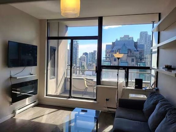 2nd image of 1010 Howe St #909