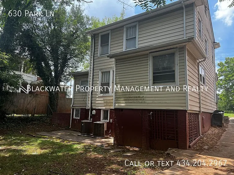 630 Park Ln — Photo 2