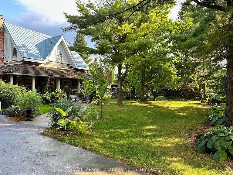 115 Tyrol Ave — Photo 1