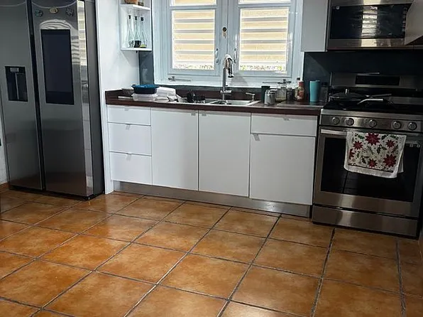 13 Quinto Patio St, Cayey, PR 00736
