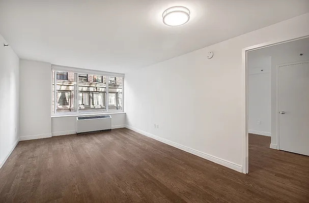 Rented by Mirador Real Estate | media 2