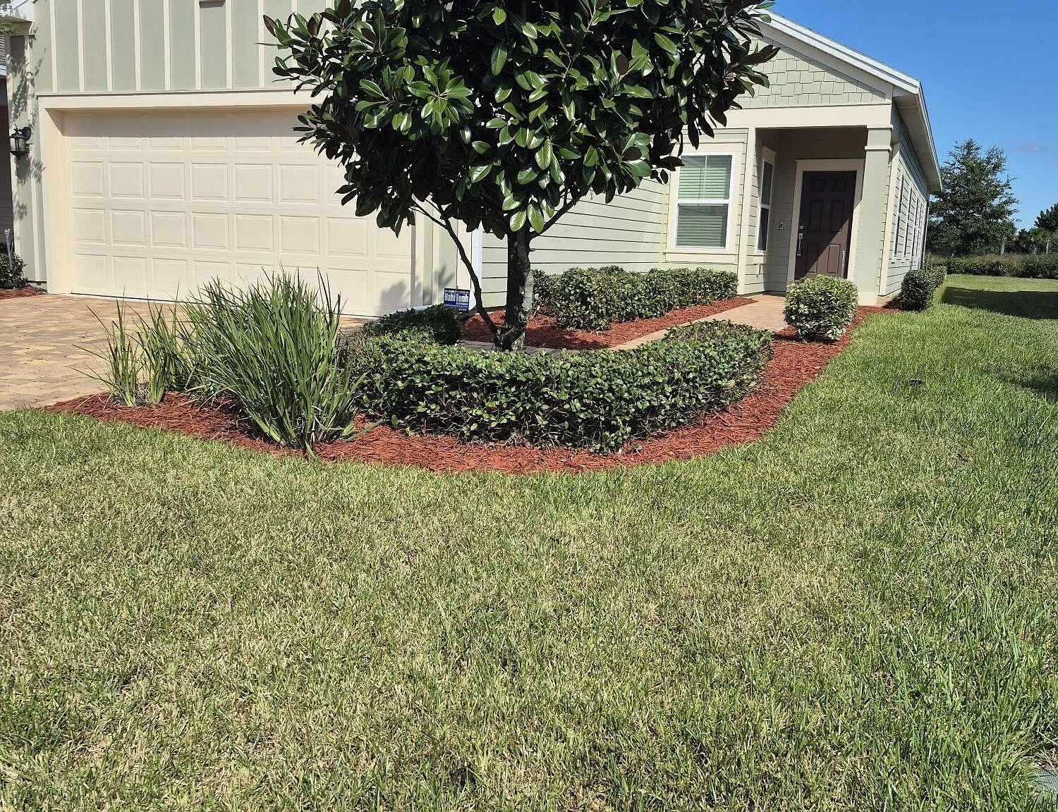 4 bed, 2.5 bath, 1875 sqft, $2,275 — Photo 2