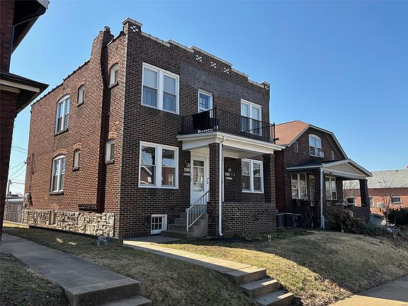 4th image of 4610 Wilcox Ave