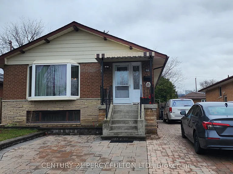 41 Moraine Hill Dr — Photo 1