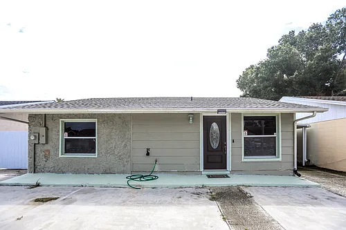 8307 Regina Pl Photo 1