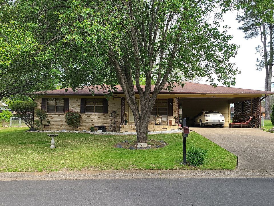 1st image of 2416 Briarwood Dr