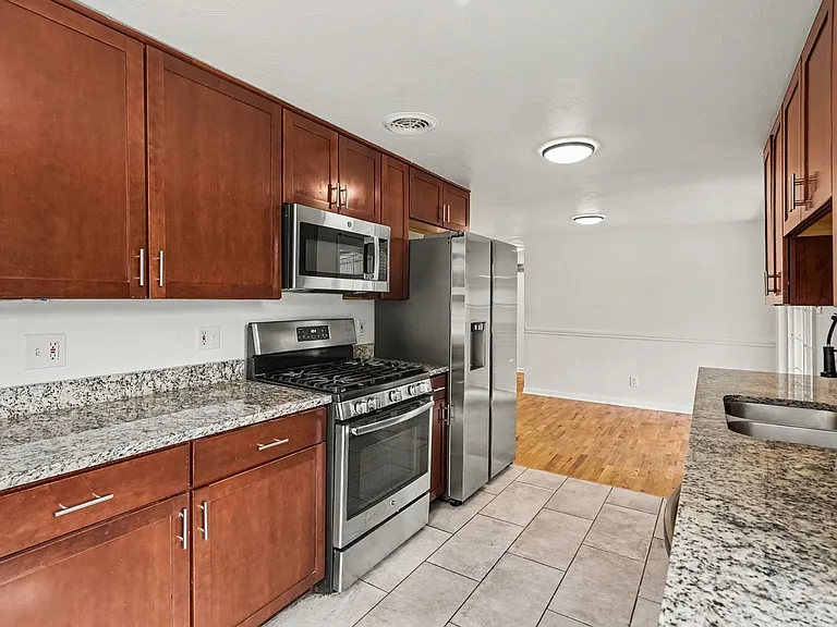 1790 Ulster St — Photo 8