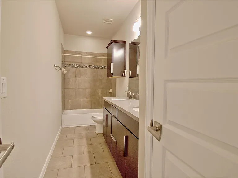 504 Hummingbird Ln #A — Photo 24