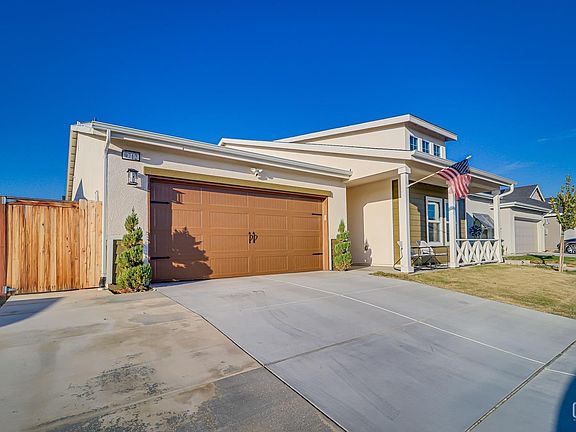3rd image of 9712 Greenwood Glen Ln