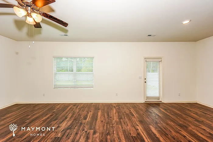 5620 Timber Leaf Loop — Photo 4