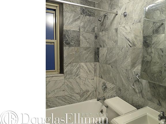 4th image of 25 E 10th St #5F*