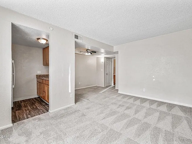 3141 E Cypress St #7 — Photo 3
