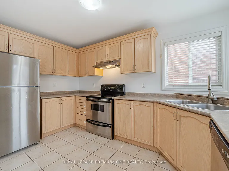 48 Devonwood Dr — Photo 17