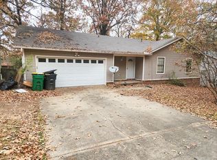 75 Creekwood Dr, Jacksonville, AR 72076