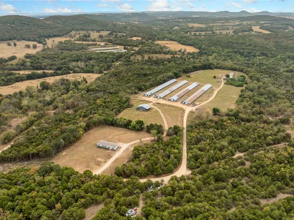 2890 County Road 425, Berryville, AR 72616
