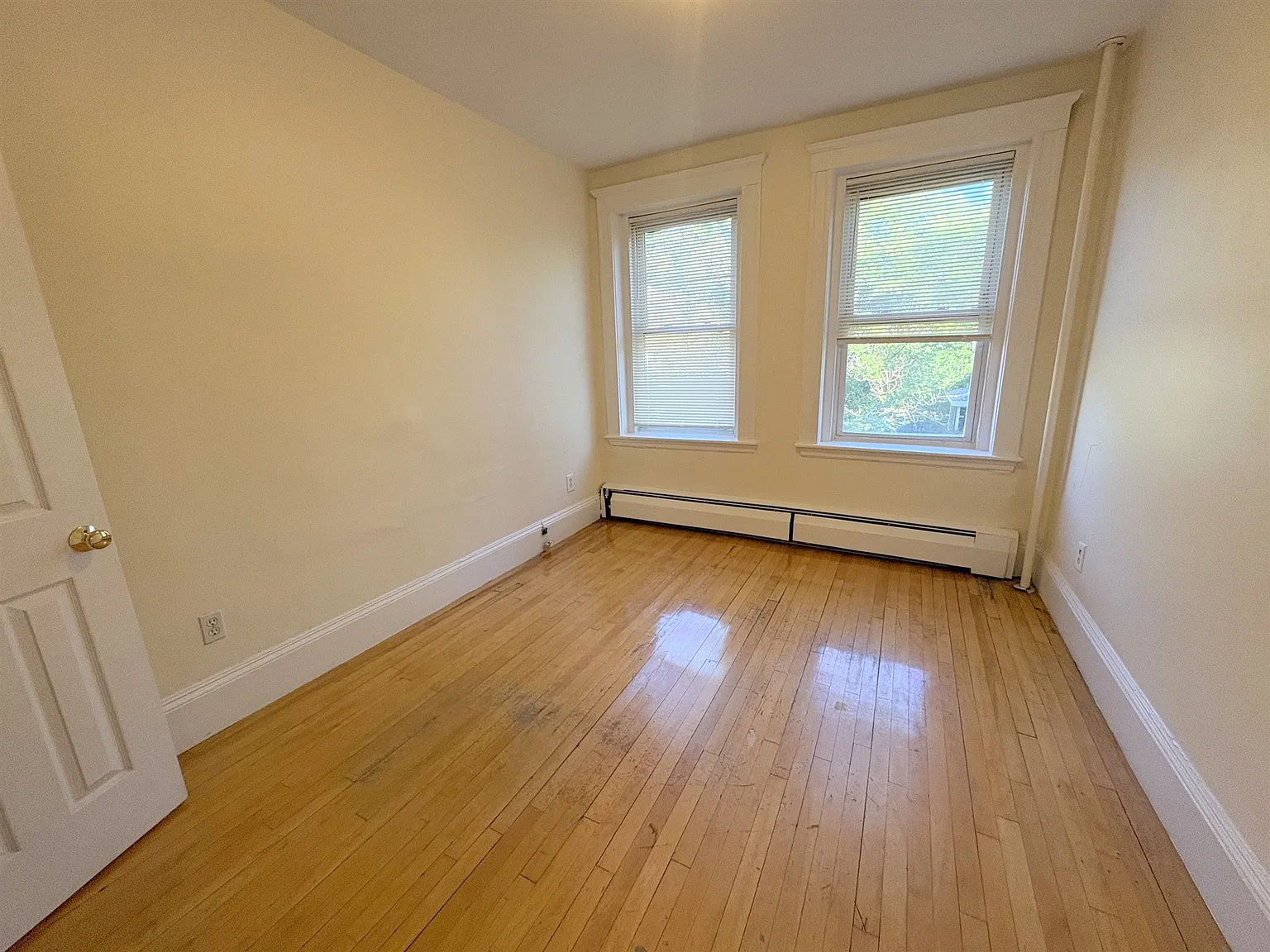 45 Inman St — Photo 3