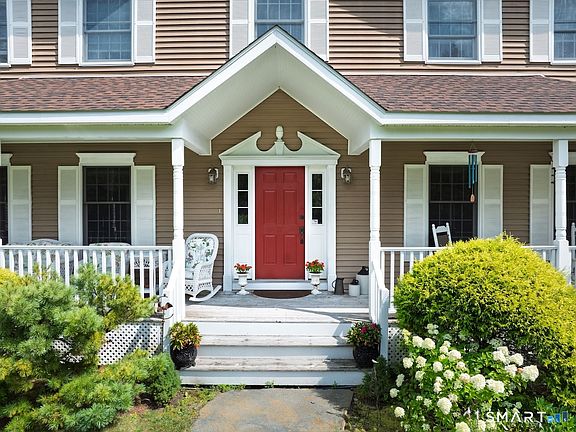 3rd image of 82 Valley Road