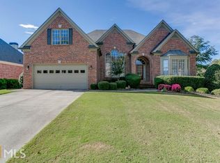 3903 Springtree Ln, Hoschton, GA 30548