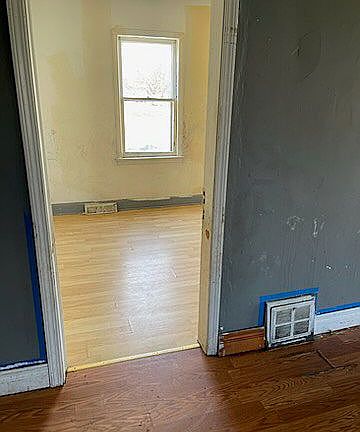 3rd image of 26421 Trowbridge St