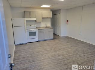 138 Harryhogan Rd #17, Callao, VA 22435