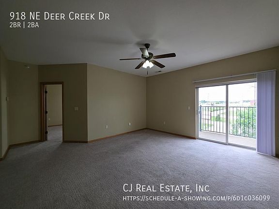 3rd image of 918 NE Deer Creek Dr