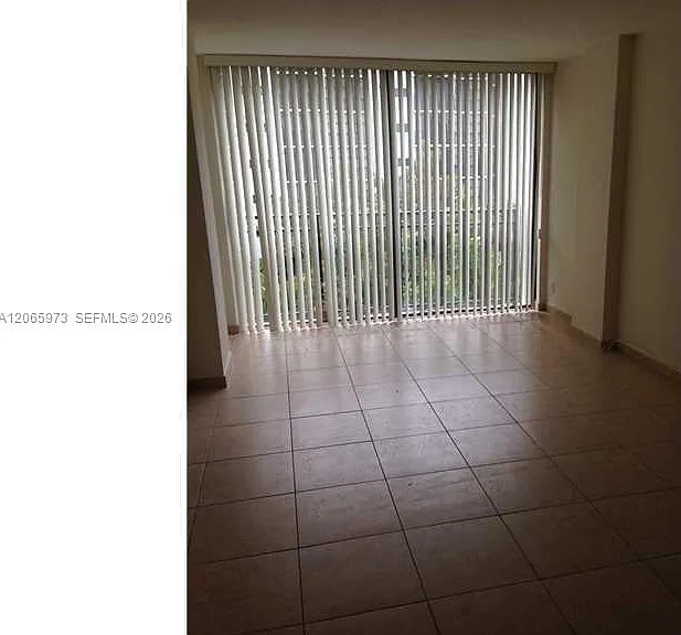 16919 N Bay Rd #420 — Photo 6