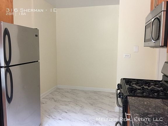 3rd image of 316 Sherman Ave APT 1E