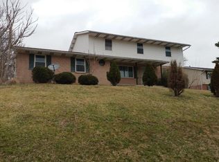 5151 Capitol Hill Dr, Fairfield, OH 45014