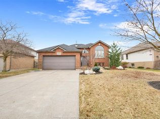 12165 Cranbrook Cres, Tecumseh, ON N8N 0G3