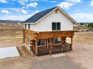 25665 N Riesling Ln, Paulden, AZ 86334