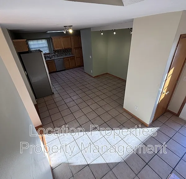4963 Stoneback Dr W — Photo 23