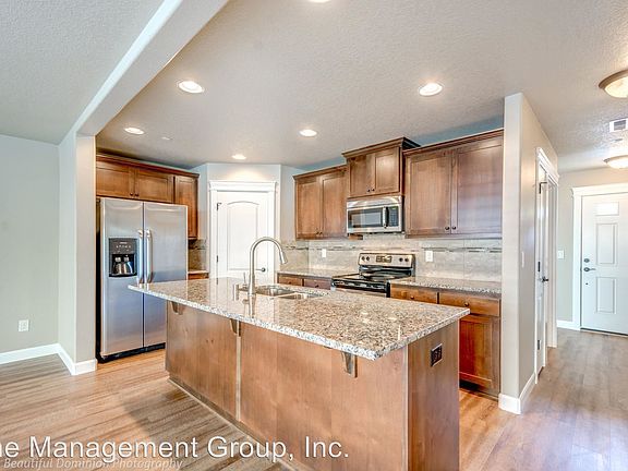 5th image of 8202 NE 20th St