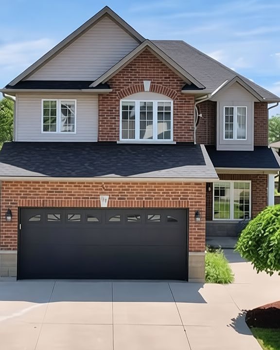 1st image of 64 Garth Trails Cres