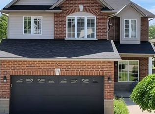 64 Garth Trails Cres, Hamilton, ON L9B 2X1