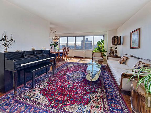 2nd image of 555 Kappock St APT 11T