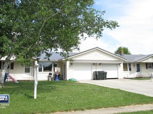 210 Memorial Dr, CHILTON, WI 53014