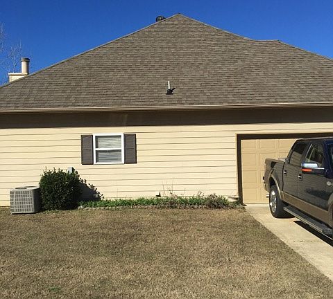 3rd image of 1252 Pebble Creek Cir