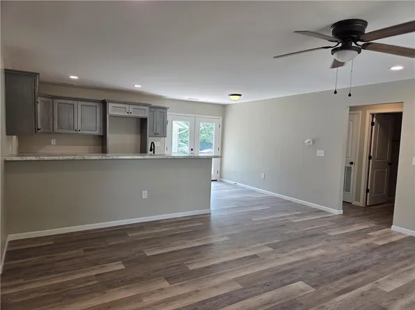 Clay St, Chillicothe, MO 64601