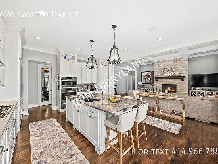 1626 Twisted Oak Ct — Photo 12