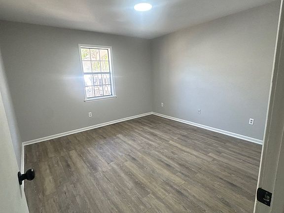 4th image of 207 Highland St APT 3
