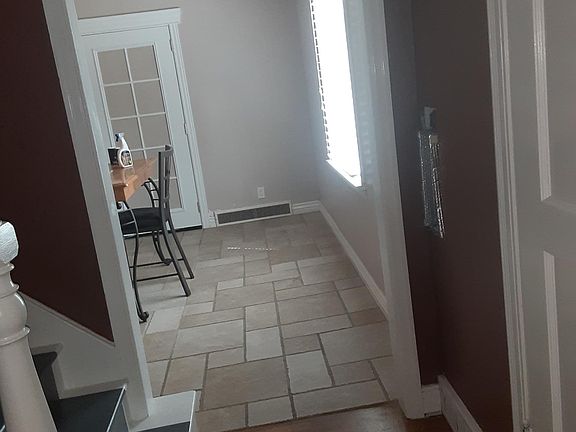 2nd image of 2566SO S Dearborn St