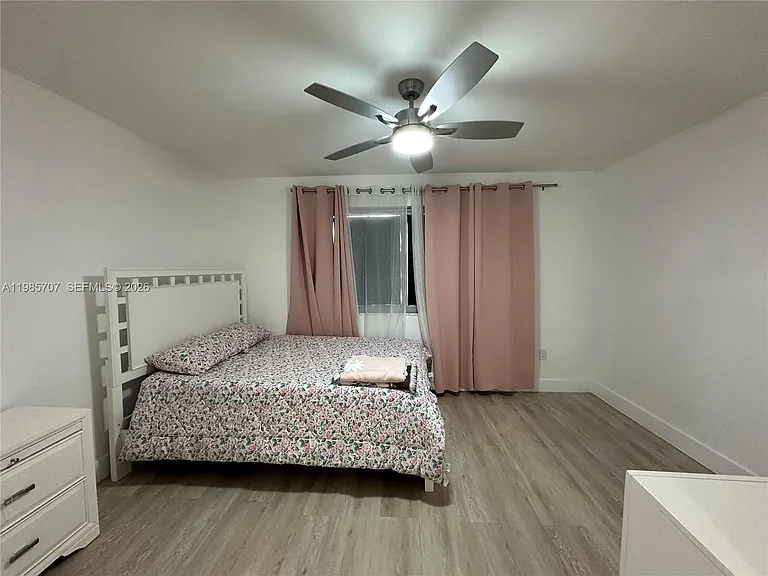 10900 SW 104th St #322 — Photo 14