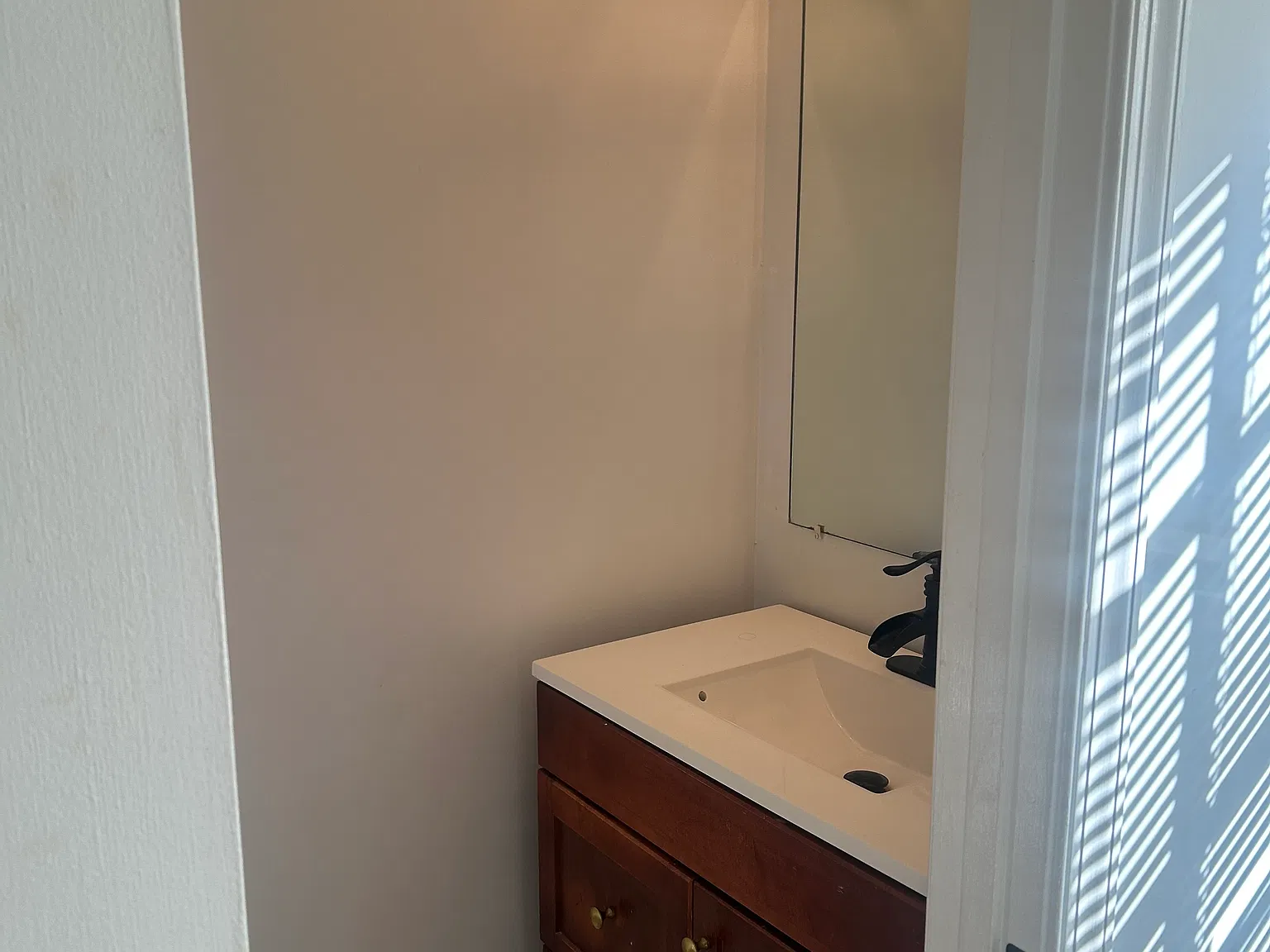 2 bed, 1.5 bath, 1289 sqft, $2,500 — Photo 4