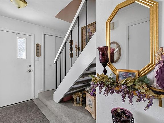 5th image of 3435 Bruin Dr