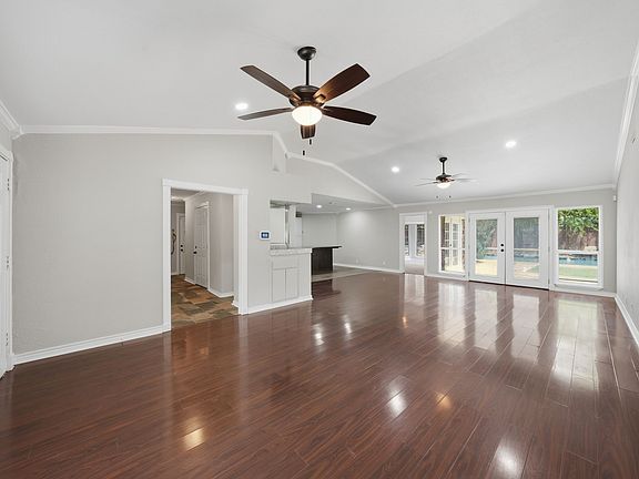 5th image of 1108 Billie Ruth Ln