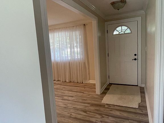 Front entryway