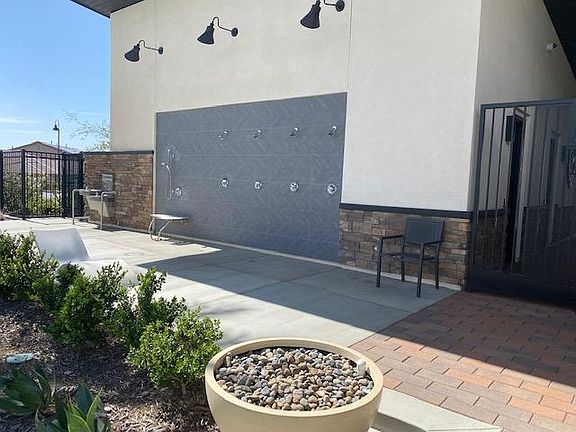 4th image of 16716 Wyndham Ln