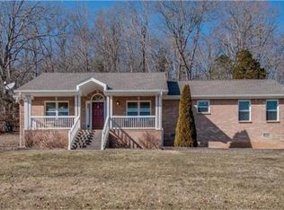 8528 Old Harding Ln, Nashville, TN 37221